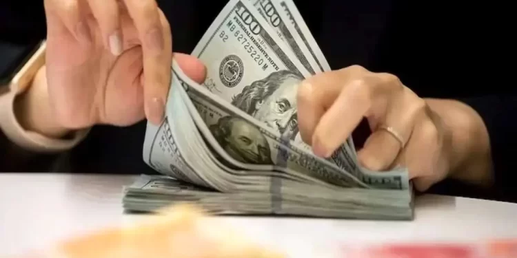 گوش به زنگ ترامپ دو باشید؛ توصیه سیاستی معامله‌گران به بازارساز ارزی