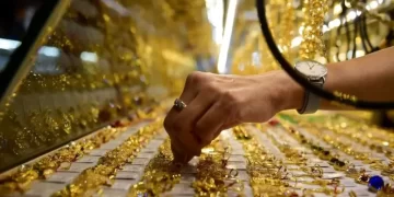 تحلیلگران علت اصلی نوسانات بازار را چه می‌دانند؟