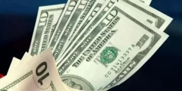 سقف قیمت دلار تا پایان سال ۱۴۰۳ / چرا دلار از نفس افتاد؟