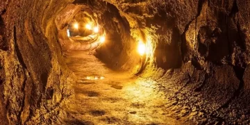 چرا با وجود وفور معادن، ایران اقدام به واردات طلا می‌کند؟