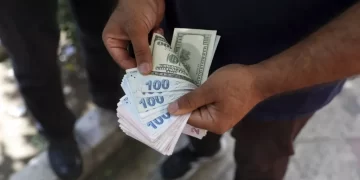 چرا دلار به کانال ۸۴ هزار تومان صعود کرد؟