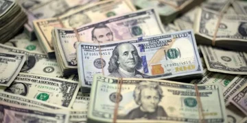 پیش بینی قیمت دلار / منتظر ارزان شدن دلار باشیم؟