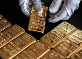 بازگشت طلای جهانی به کانال 3200 دلاری