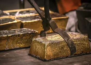 طلا بالاخره سقوط کرد