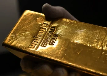 بازگشت طلای جهانی به کانال 4200 دلاری