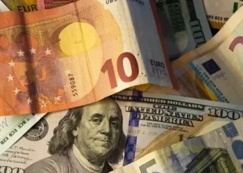 دلار آمریکا همچنان بی‌رقیب در ذخایر جهانی