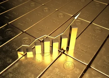 طلا با بیش از ۱۰۰ دلار افزایش قیمت به تعطیلات رفت