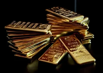 شوک سیاسی به بازار طلا؛ اونس عقب‌نشینی کرد