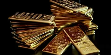 شوک سیاسی به بازار طلا؛ اونس عقب‌نشینی کرد