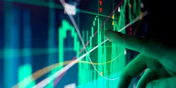 تزریق نقدینگی به بورس تورم‌زا نیست