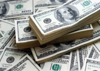 کف قیمت دلار در سناریوی توافق 150 هزار تومان است / اثر تورم تا پایان سال در قیمت دلار منعکس می‌شود